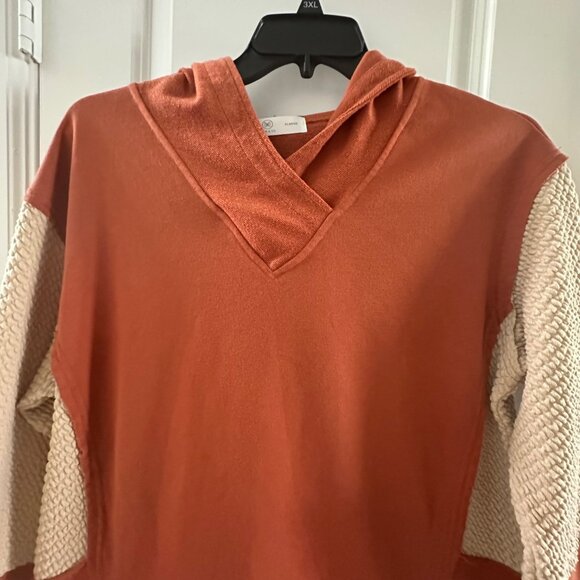 Rust Orange & Cream Hoodie With Textured Sleeves By Liam & Co. XL 50% Polyester - Picture 8 of 9